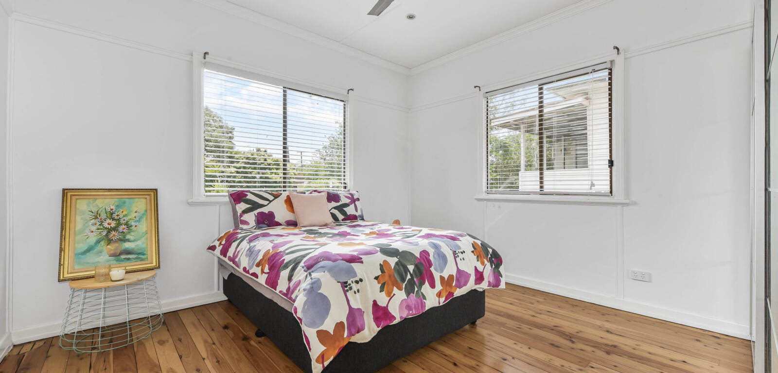 102a Stuart Street, MOUNT LOFTY, QLD 4350 AU