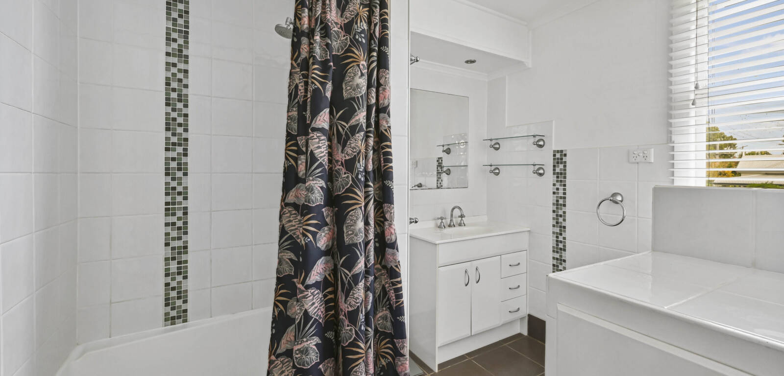 143 Mary Street, EAST TOOWOOMBA, QLD 4350 AU