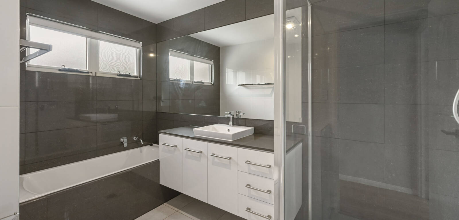 4/29 Hoey Street, KEARNEYS SPRING, QLD 4350 AU