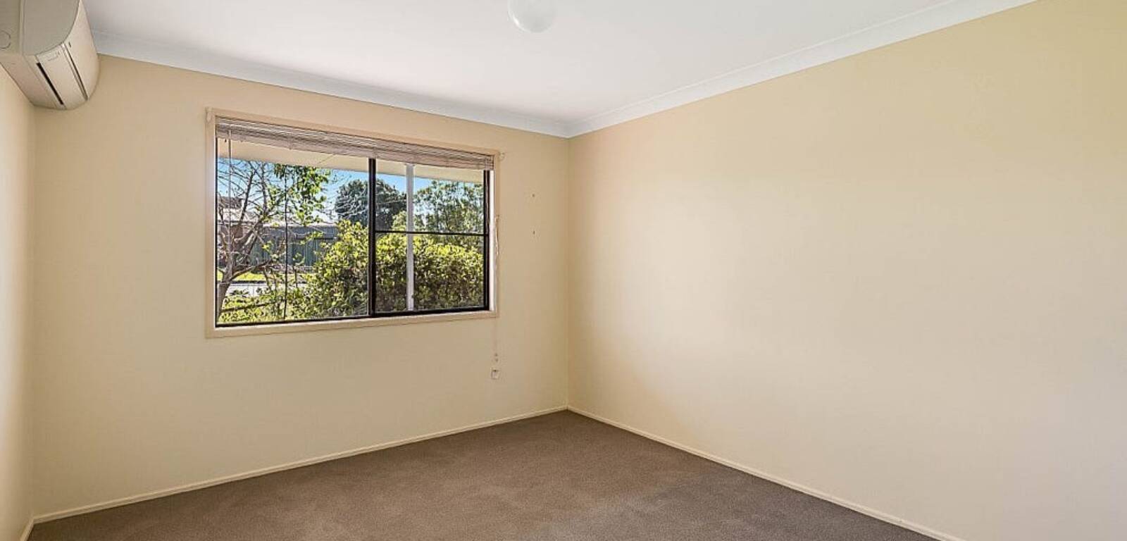 74 Jack Street, DARLING HEIGHTS, QLD 4350 AU
