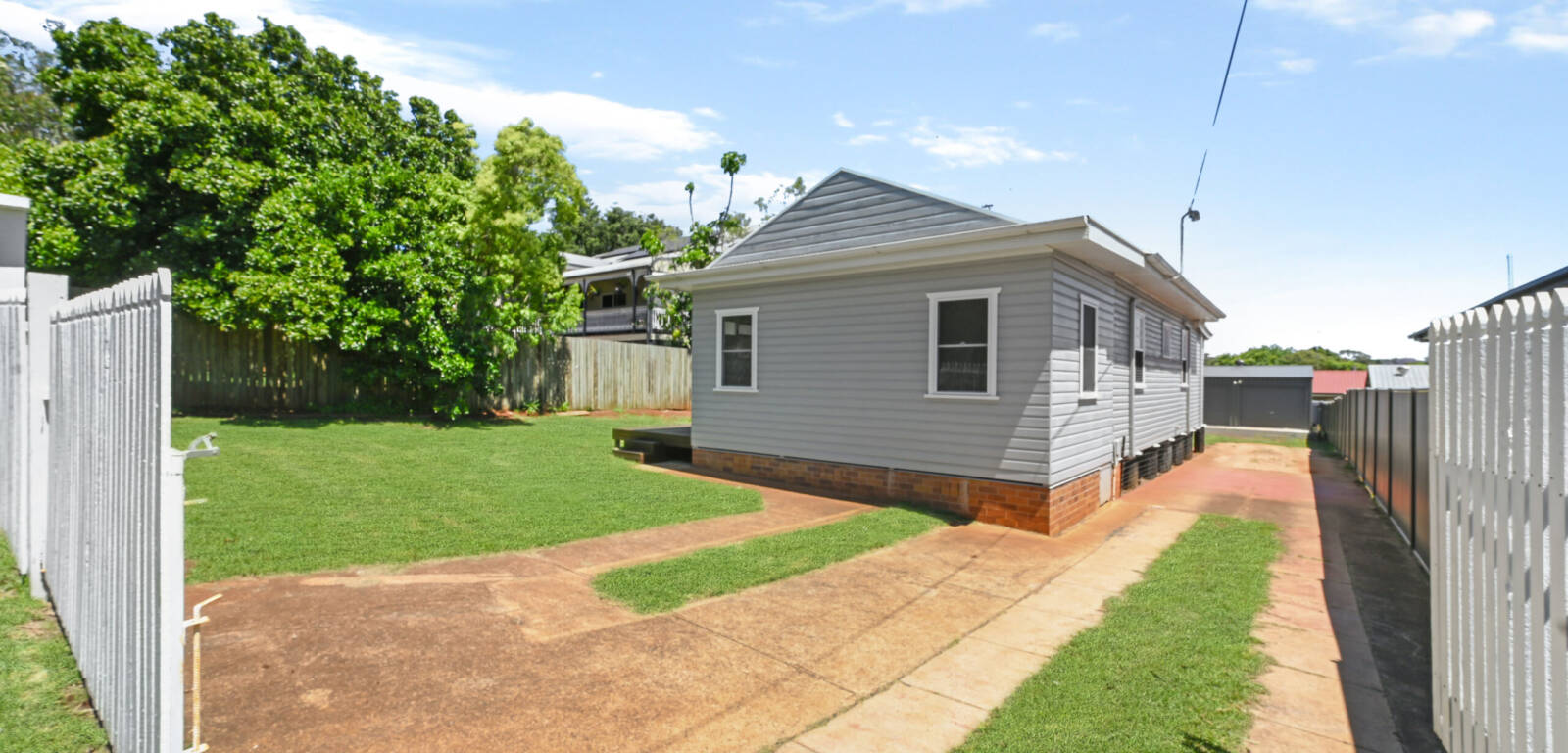 66a Long Street, RANGEVILLE, QLD 4350 AU