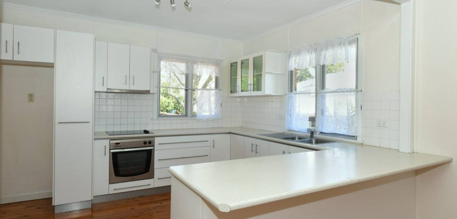 14 Roessler Street, RANGEVILLE, QLD 4350 AU