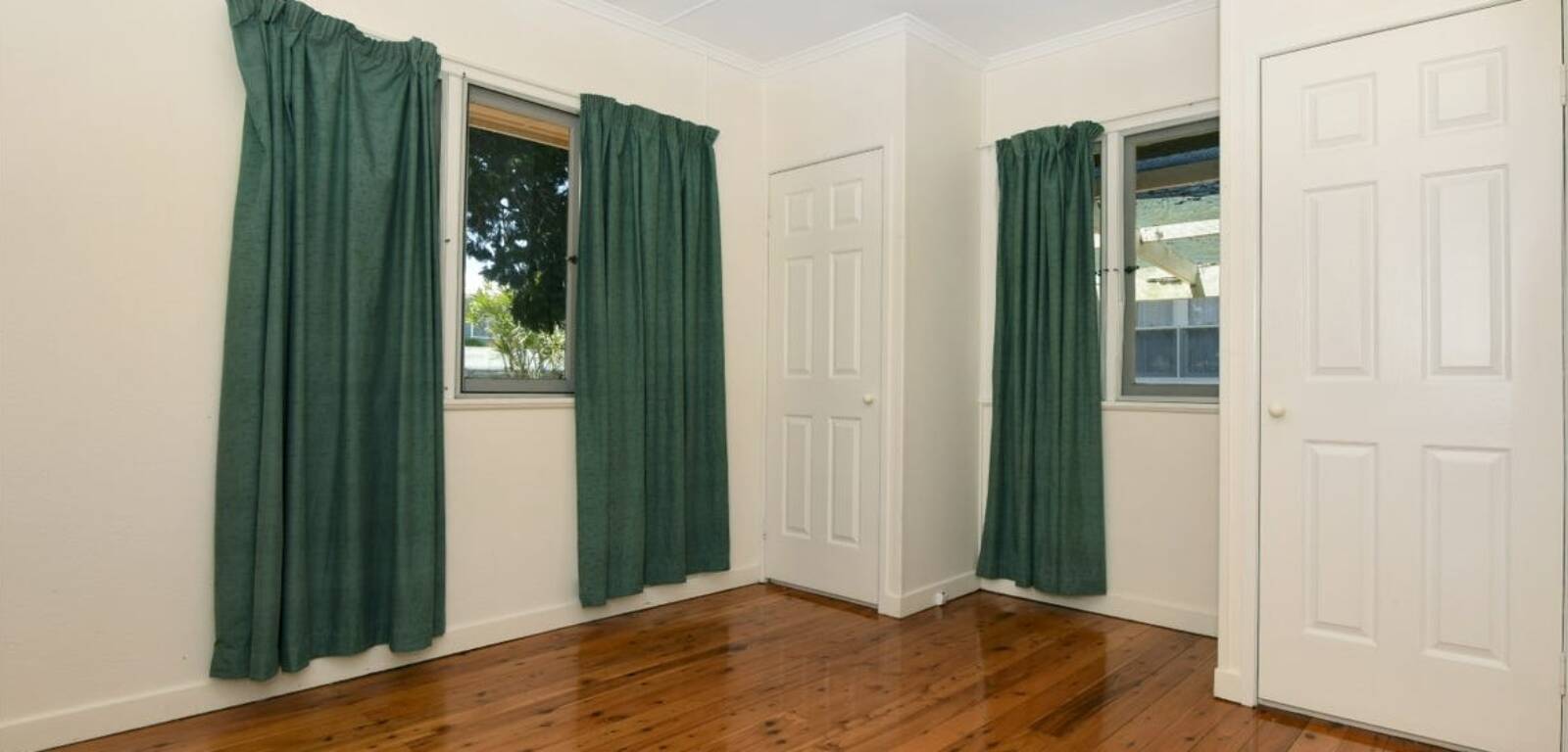 14 Roessler Street, RANGEVILLE, QLD 4350 AU