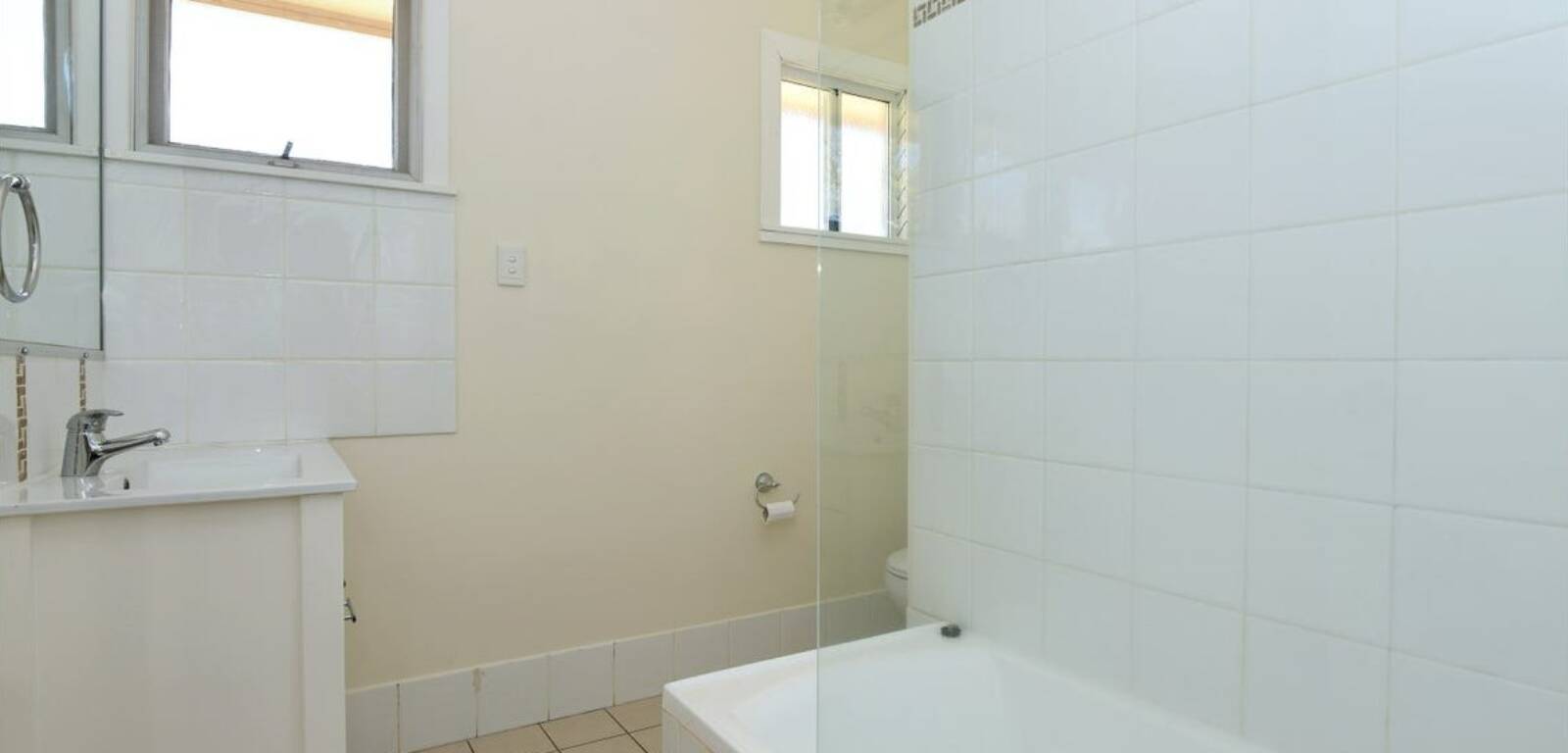 14 Roessler Street, RANGEVILLE, QLD 4350 AU