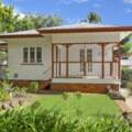 22 Collins St, MOUNT LOFTY, QLD 4350 AU