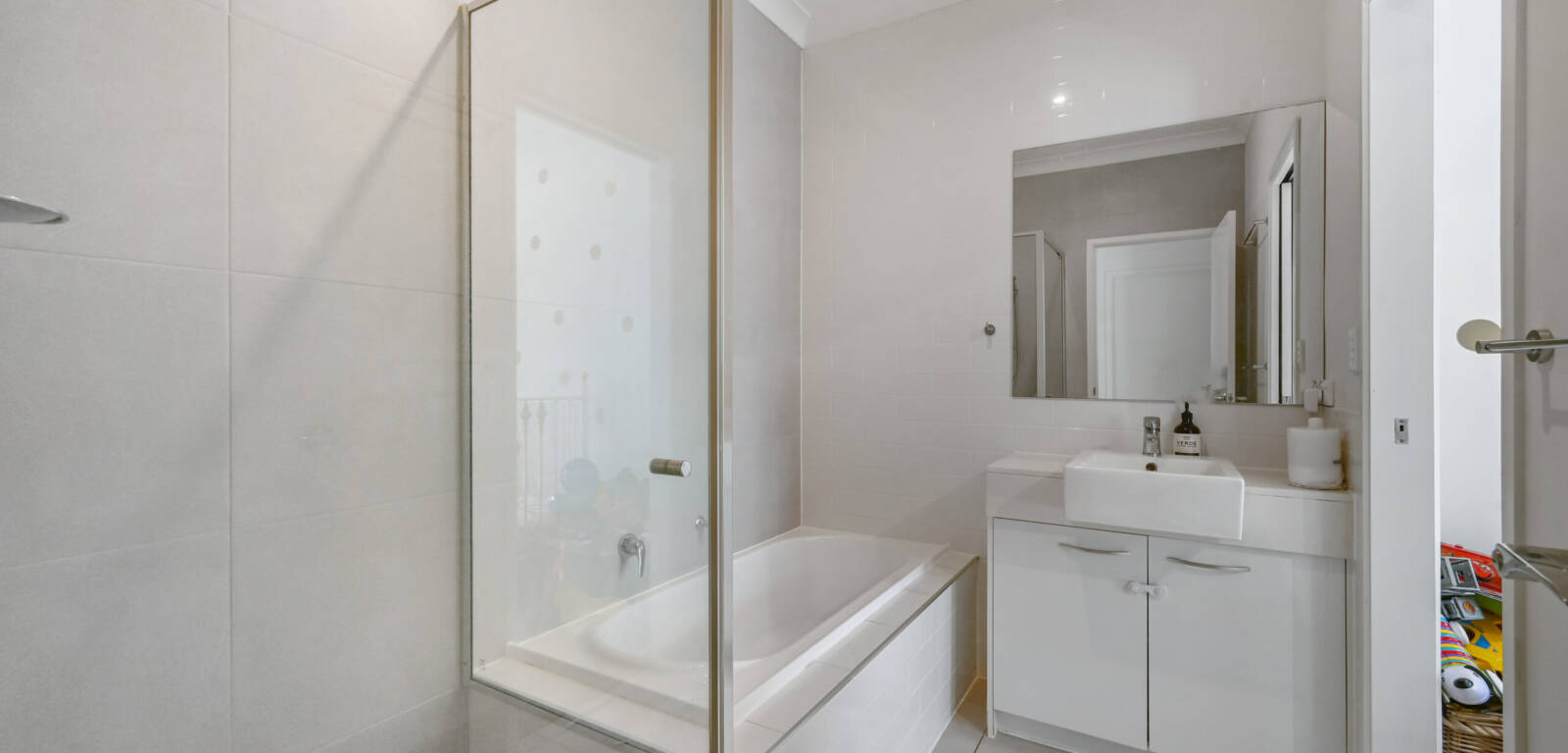 2/11 Roberts Street, SOUTH TOOWOOMBA, QLD 4350 AU