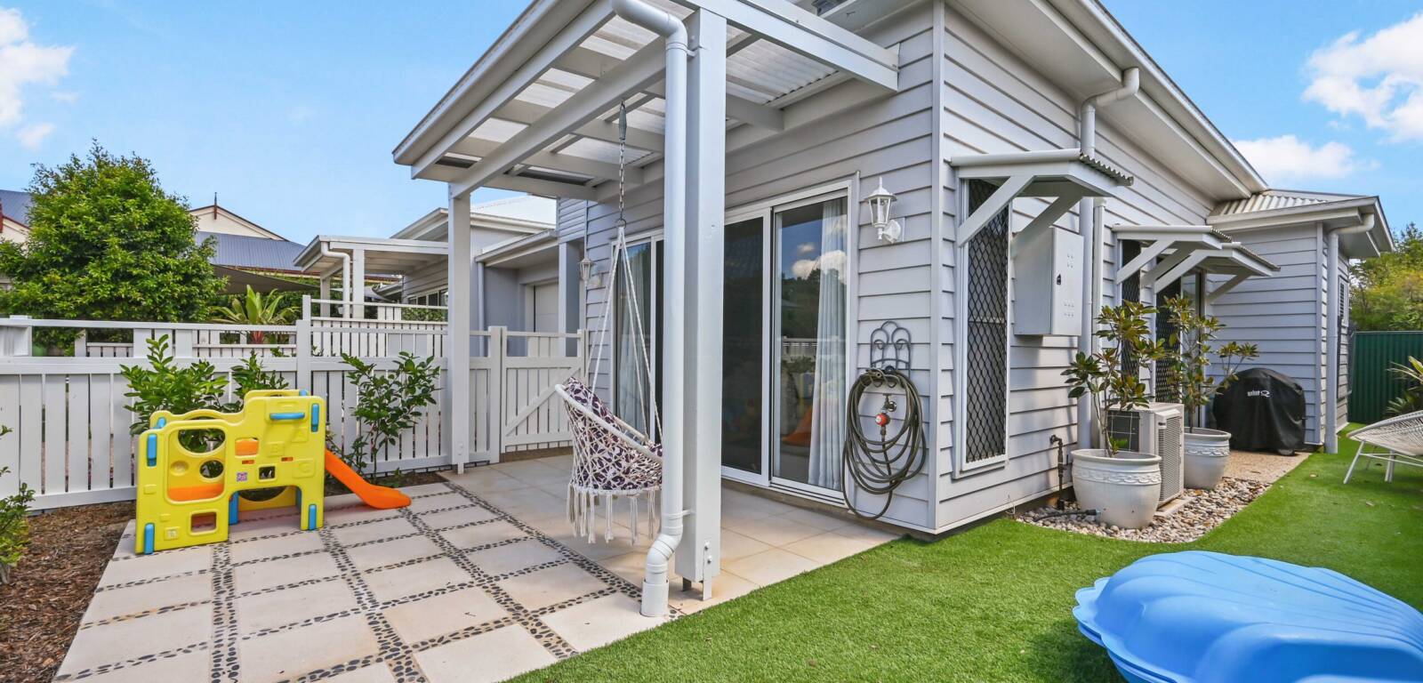 2/11 Roberts Street, SOUTH TOOWOOMBA, QLD 4350 AU