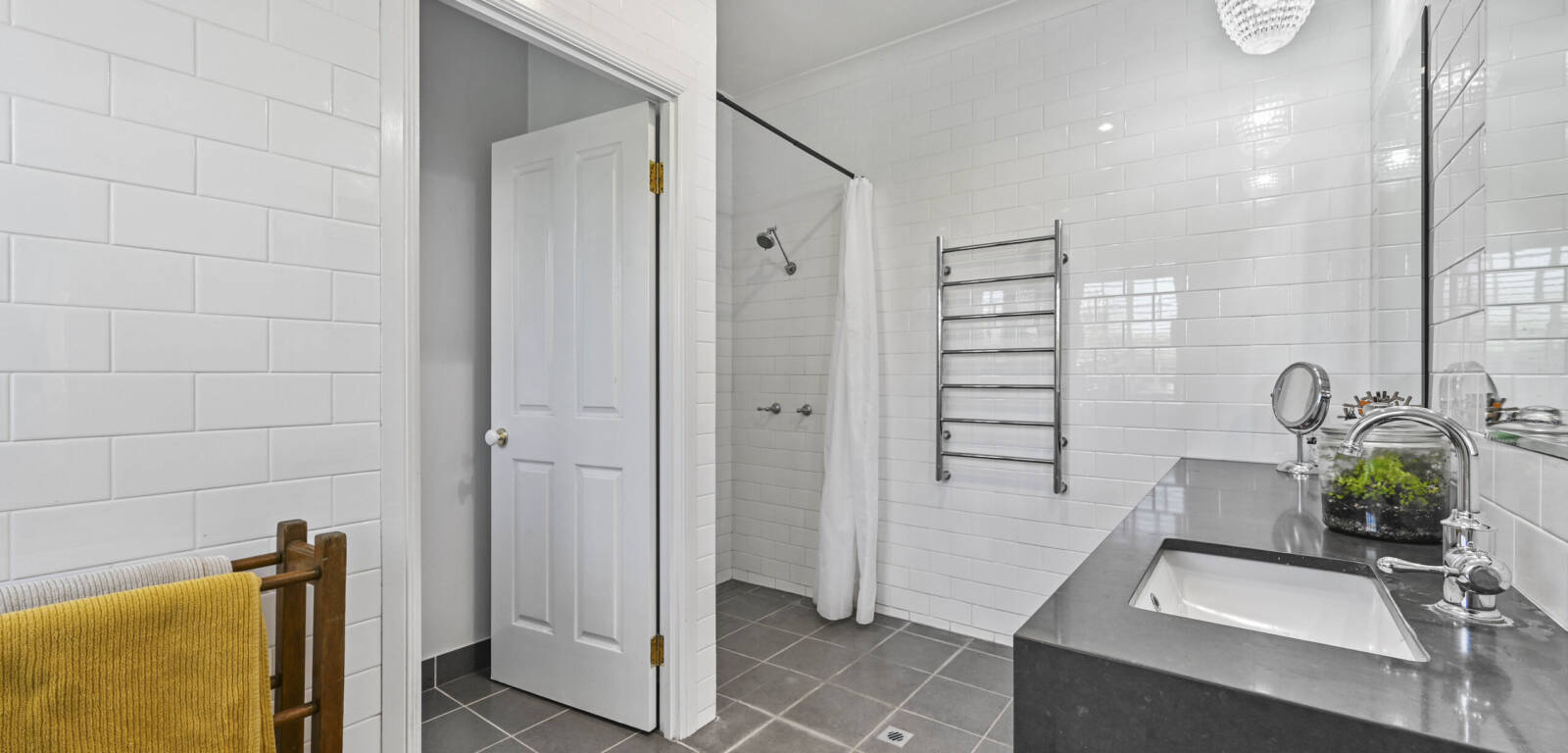 133 Spring Street, MIDDLE RIDGE, QLD 4350 AU