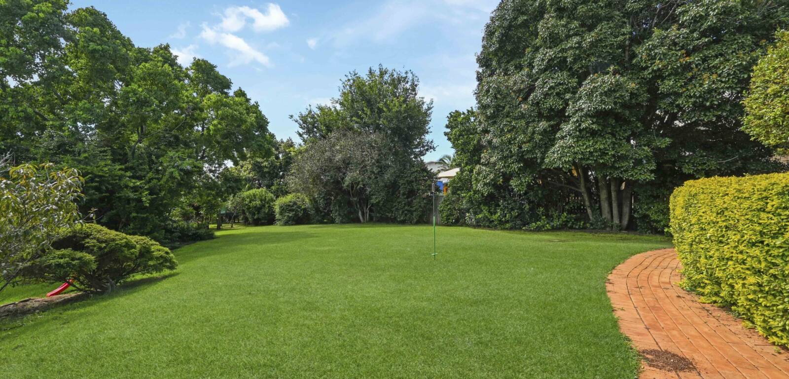 133 Spring Street, MIDDLE RIDGE, QLD 4350 AU