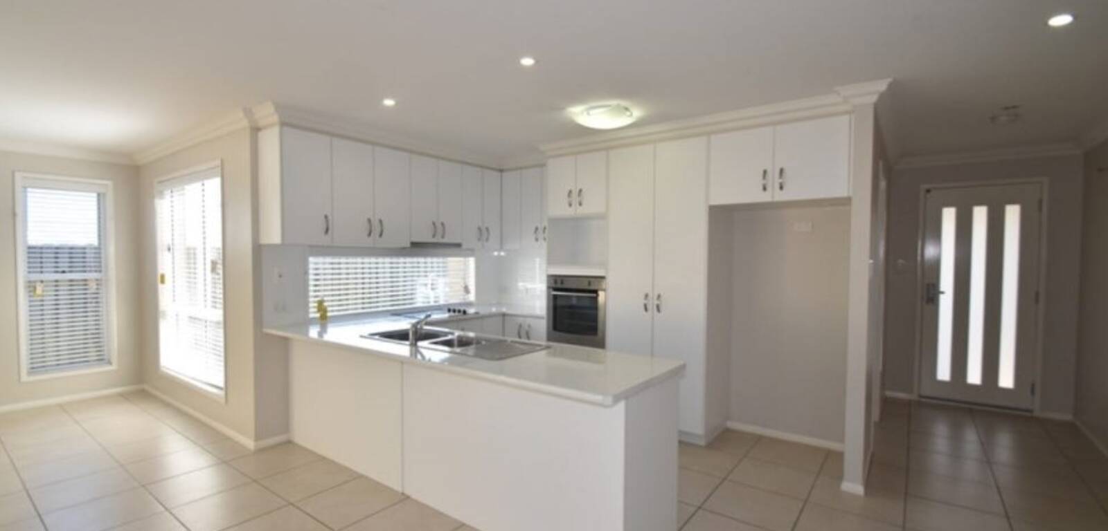 3/5 Nabiac Close, KEARNEYS SPRING, QLD 4350 AU