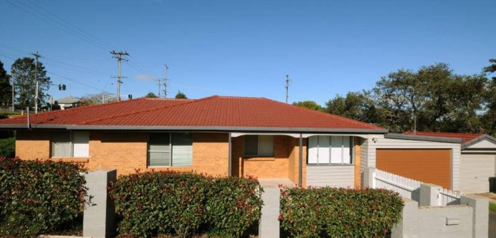 2 Wellsley St, NORTH TOOWOOMBA, QLD 4350 AU