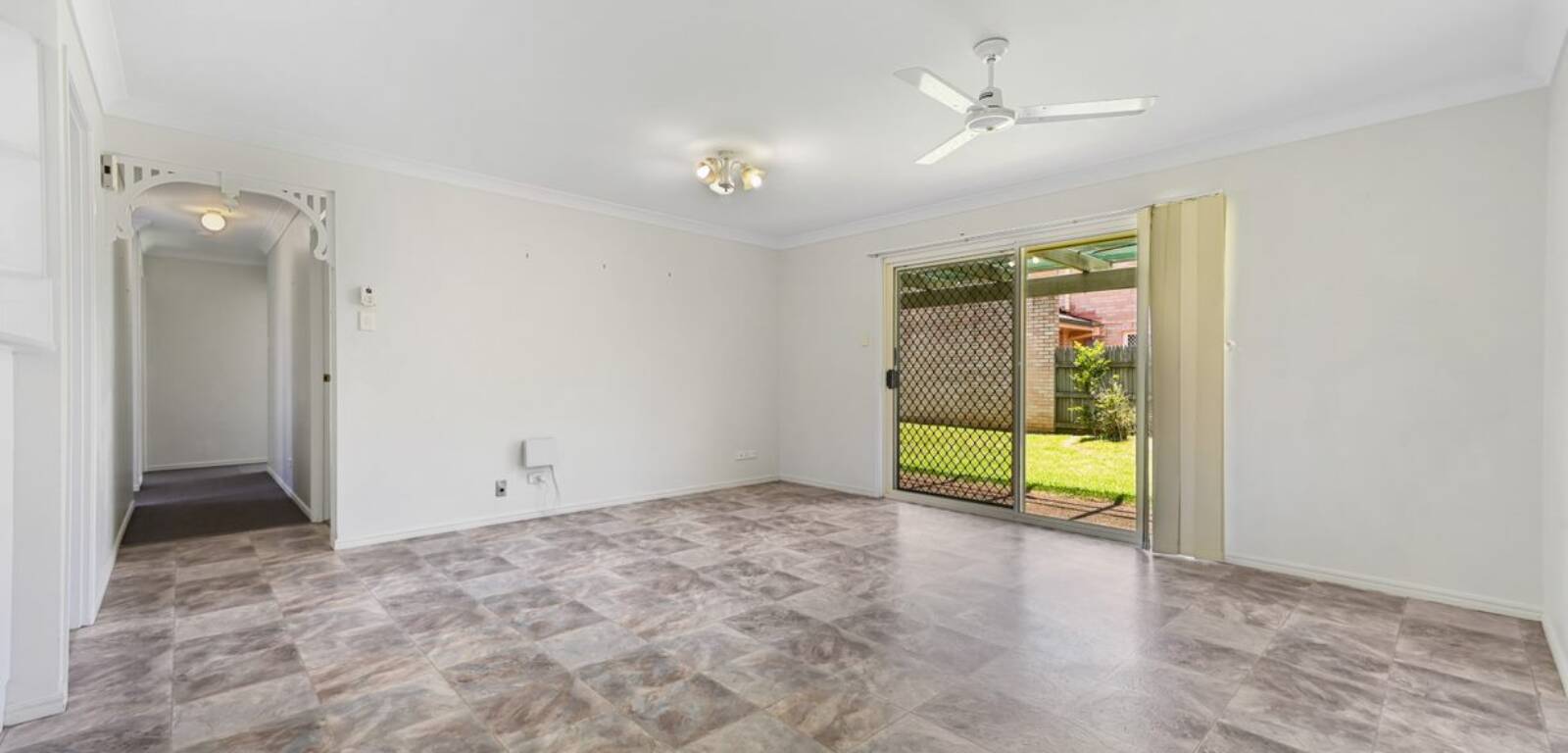 32 Hennenlotter Ct, KEARNEYS SPRING, QLD 4350 AU