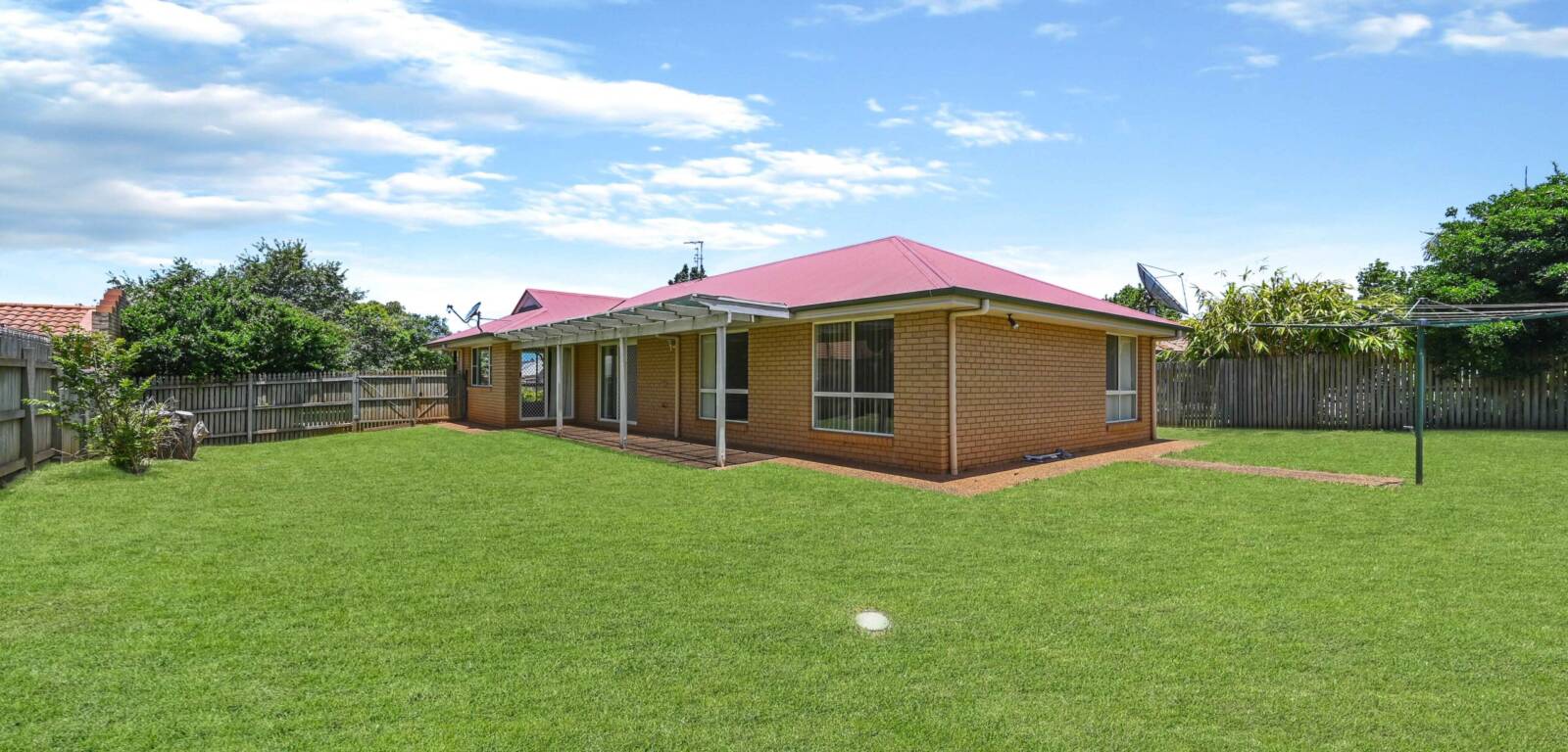 32 Hennenlotter Ct, KEARNEYS SPRING, QLD 4350 AU