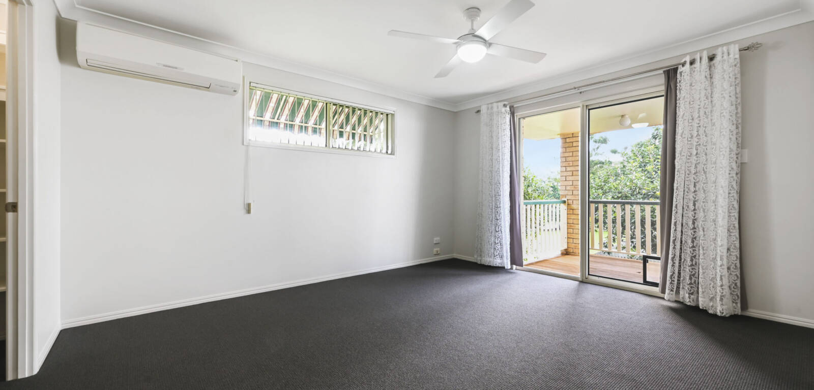 3 Willem Close, MIDDLE RIDGE, QLD 4350 AU