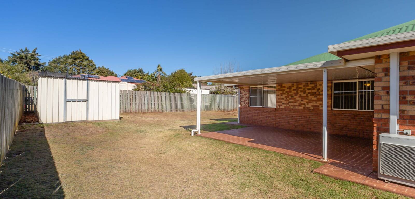 6 Lobwein Ct, MIDDLE RIDGE, QLD 4350 AU