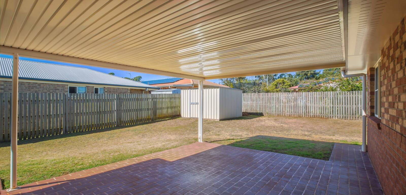 6 Lobwein Ct, MIDDLE RIDGE, QLD 4350 AU