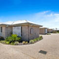 3/5 Nabiac Cl, KEARNEYS SPRING, QLD 4350 AU