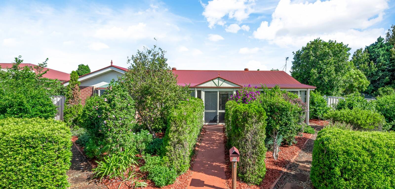12 Alroe Ct, KEARNEYS SPRING, QLD 4350 AU