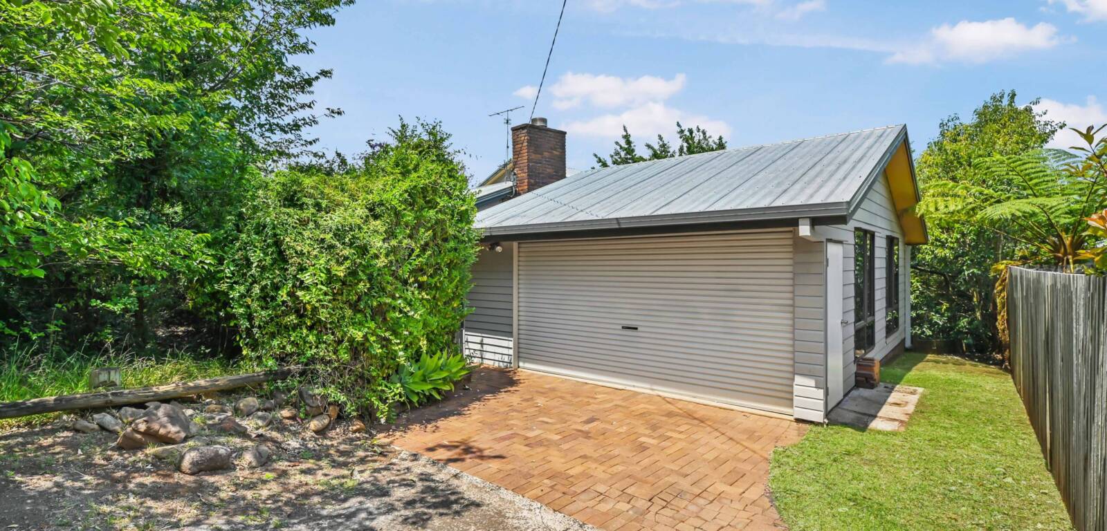 2-6 Messines St, HARLAXTON, QLD 4350 AU