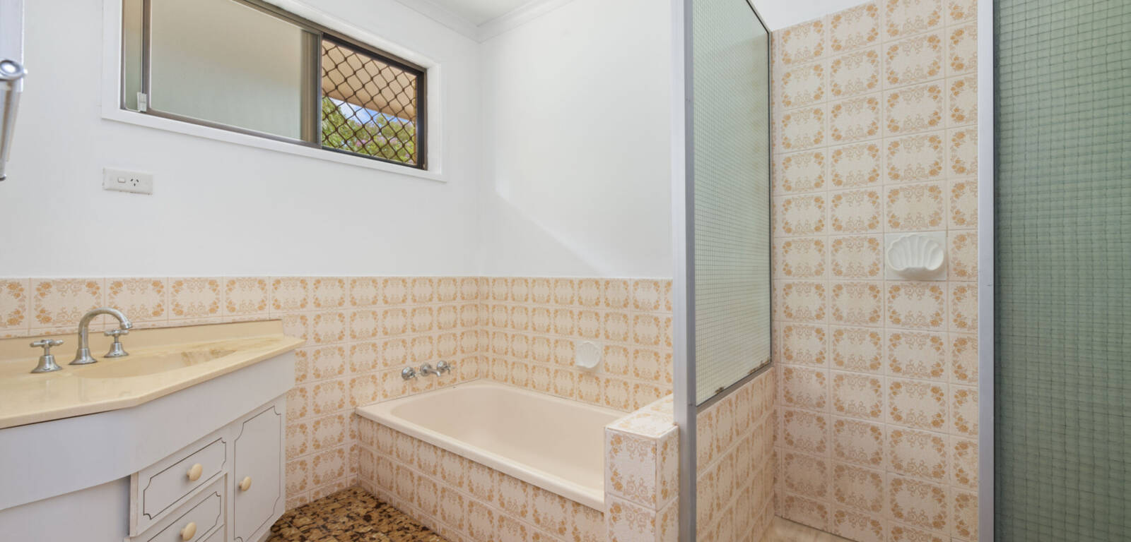193 Ramsay St, CENTENARY HEIGHTS, QLD 4350 AU