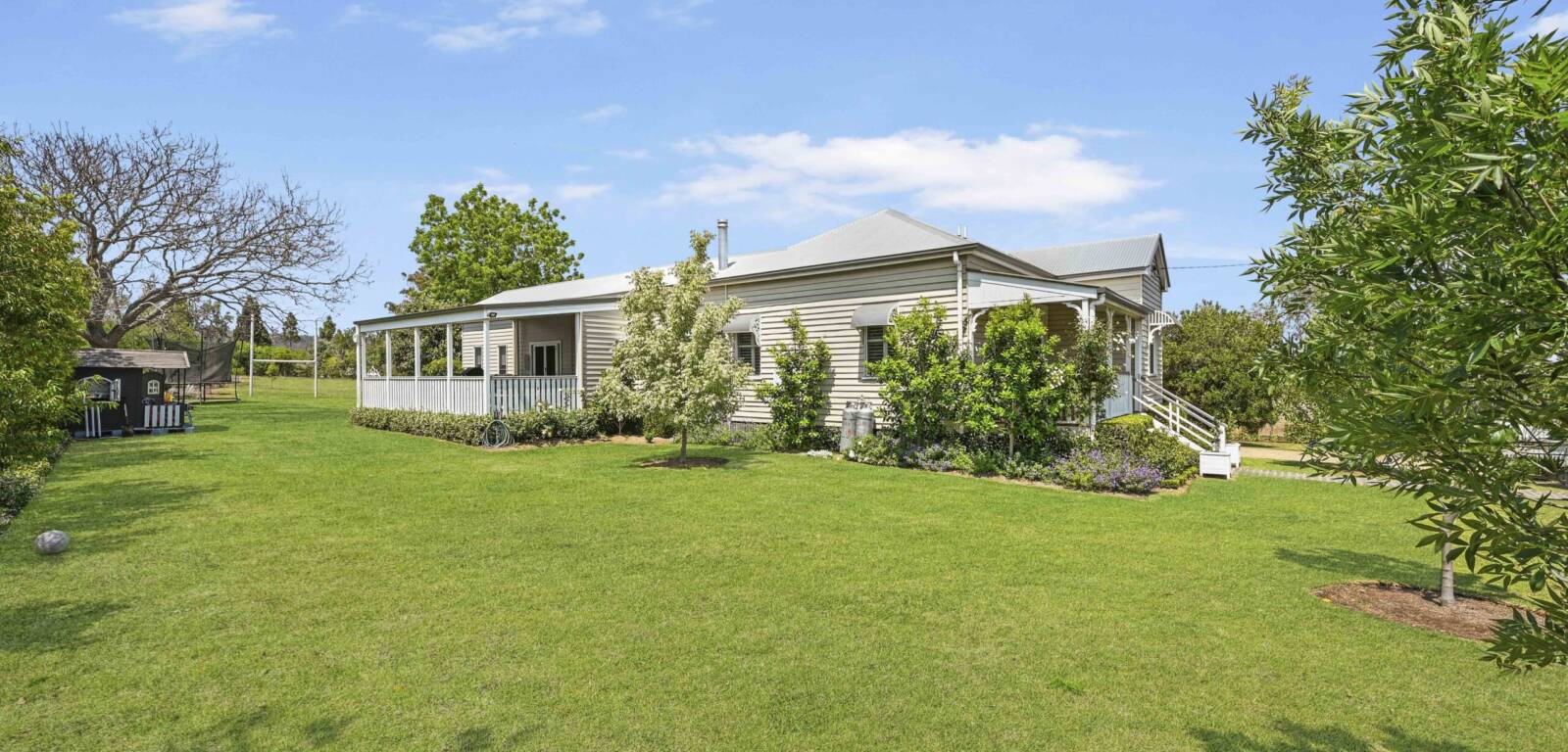52 Rosevale St, DRAYTON, QLD 4350 AU