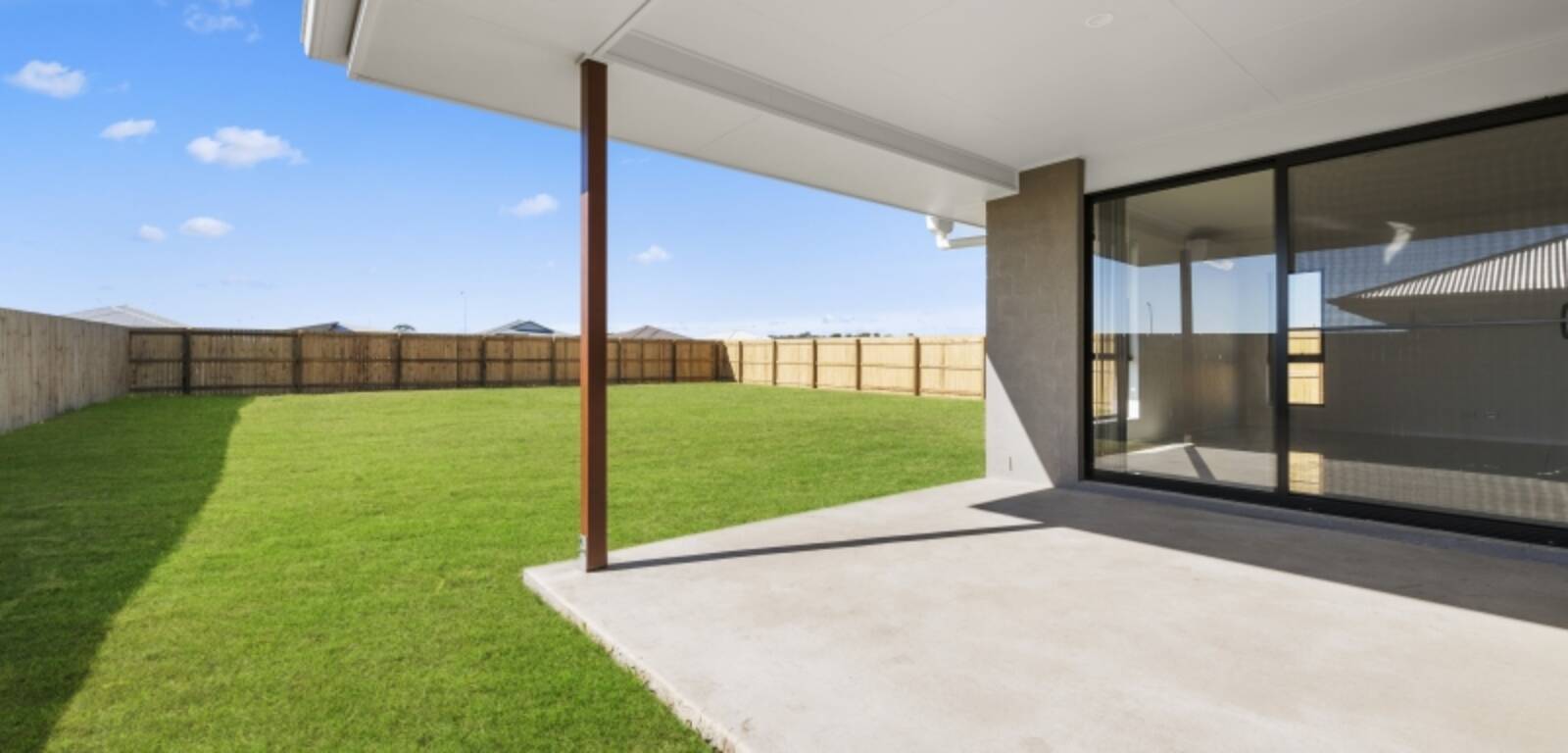 8 Murwillock St, CAMBOOYA, QLD 4358 AU