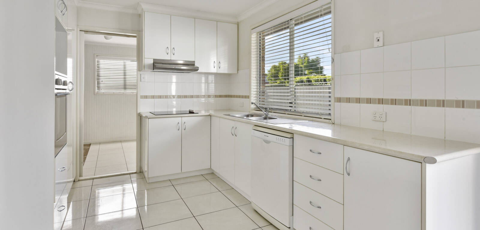 31 Liquidambar St, GLENVALE, QLD 4350 AU
