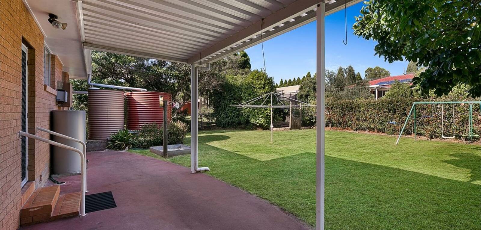 16 Heathwood St, RANGEVILLE, QLD 4350 AU