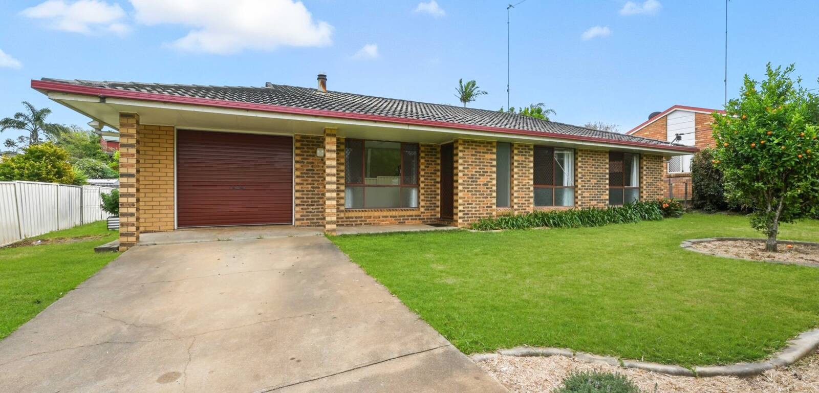 13 Wright St, WILSONTON, QLD 4350 AU