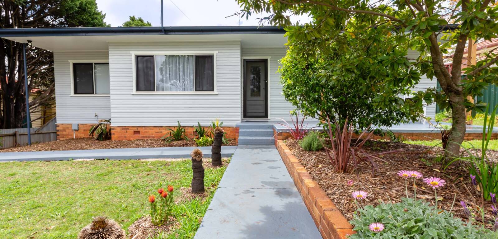 41 Kate St, HARLAXTON, QLD 4350 AU