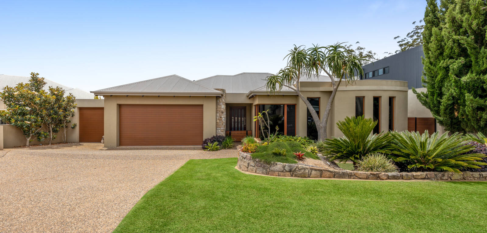 14 Thorley Ct, MIDDLE RIDGE, QLD 4350 AU