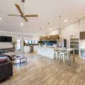 4 Farrer St, CRANLEY, QLD 4350 AU