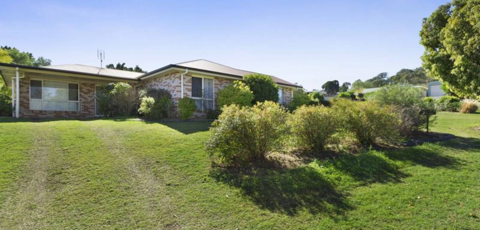 1 Bottletree Ct, KINGSTHORPE, QLD 4400 AU