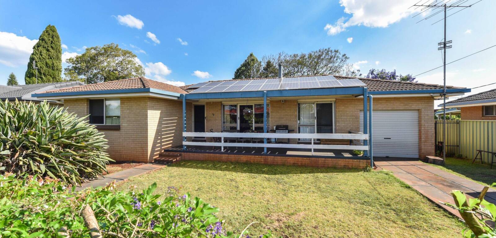 30 Merino Street, HARRISTOWN, QLD 4350 AU
