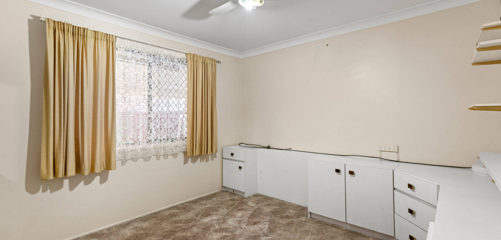 1 Beryl St, WILSONTON, QLD 4350 AU