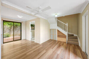 7/251 Herries St, NEWTOWN, QLD 4350 AU