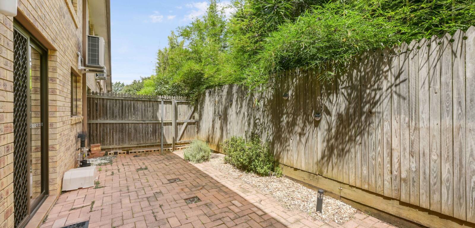 7/251 Herries St, NEWTOWN, QLD 4350 AU