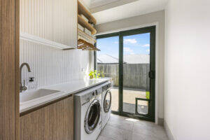 45 McClymont Drive, RANGEVILLE, QLD 4350 AU