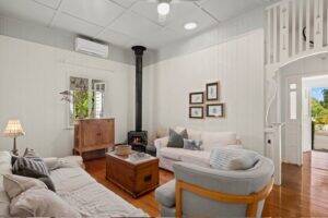 157 Bridge St, NORTH TOOWOOMBA, QLD 4350 AU
