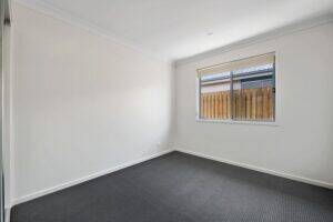 2/5 Diva Ln, GLENVALE, QLD 4350 AU
