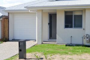 2/5 Diva Ln, GLENVALE, QLD 4350