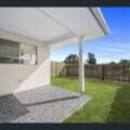 2/5 Diva Ln, GLENVALE, QLD 4350 AU