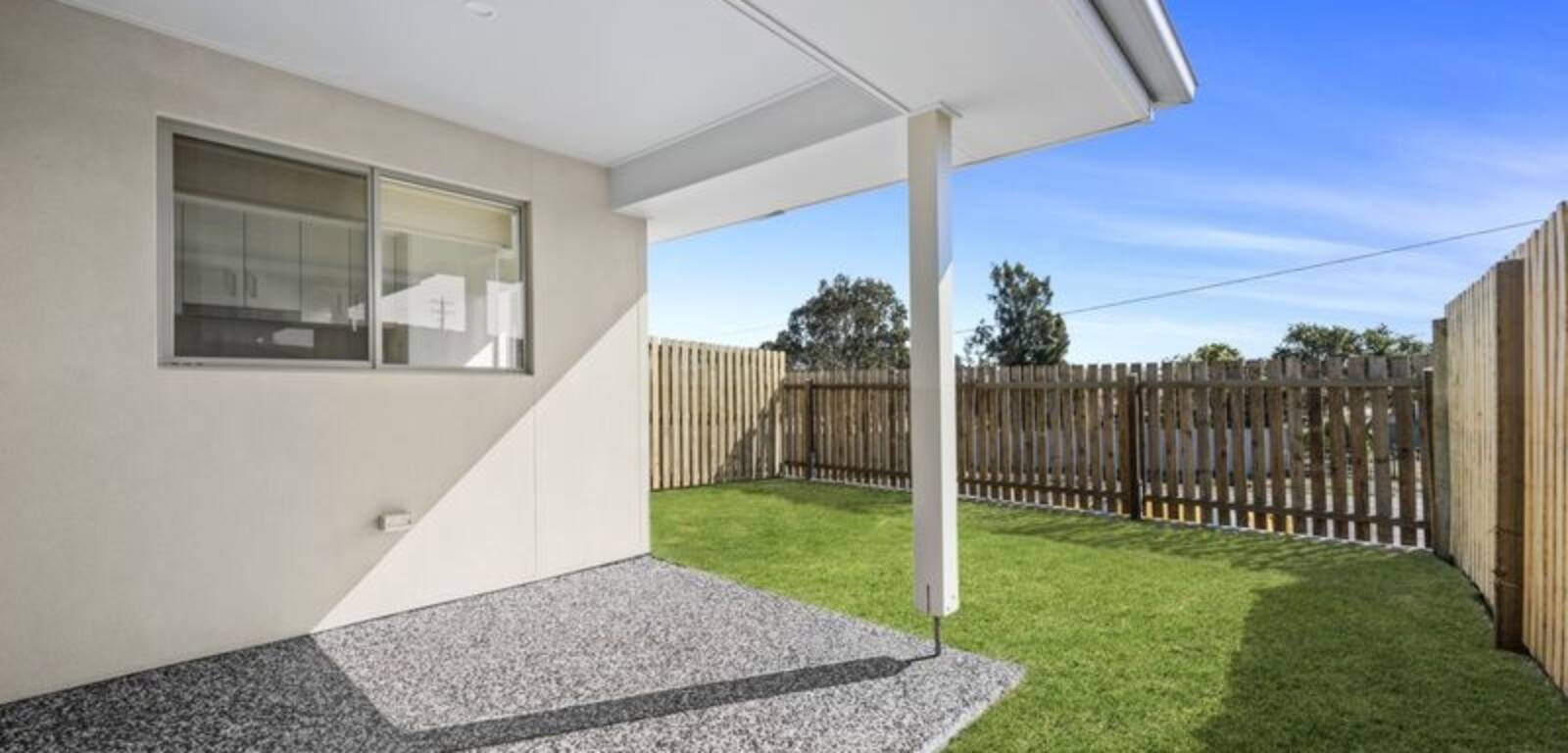 2/5 Diva Ln, GLENVALE, QLD 4350 AU