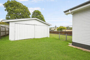 5 Kirklees St, NEWTOWN, QLD 4350 AU