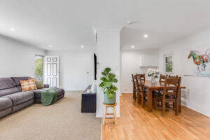 10 Kratzmann Ct, KEARNEYS SPRING, QLD 4350 AU
