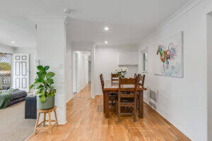 10 Kratzmann Ct, KEARNEYS SPRING, QLD 4350 AU