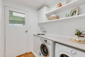 10 Kratzmann Ct, KEARNEYS SPRING, QLD 4350 AU