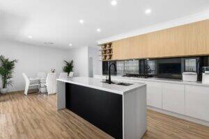 35 O'Neill Cct, KEARNEYS SPRING, QLD 4350 AU