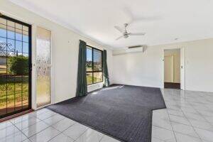 38 Liquidambar St, GLENVALE, QLD 4350 AU