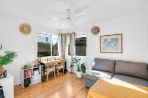 28 Hampton St, NEWTOWN, QLD 4350 AU